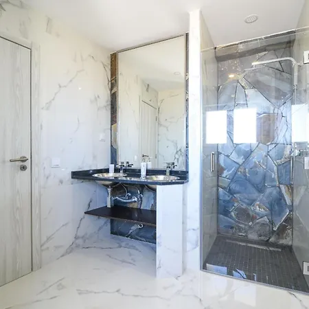 The Penthouse In Da Rocha Apartment
