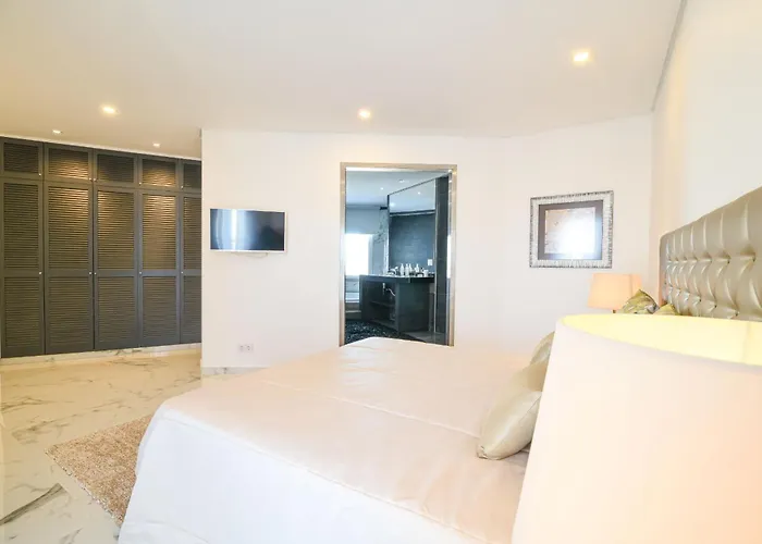 The Penthouse In Da Rocha