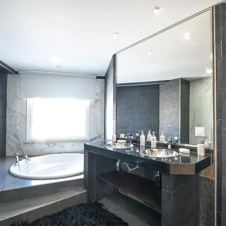 The Penthouse In Da Rocha Portimão